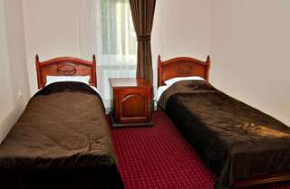 Отель Stupari Шаян Двухместный номер с 2 отдельными кроватями и балконом-3